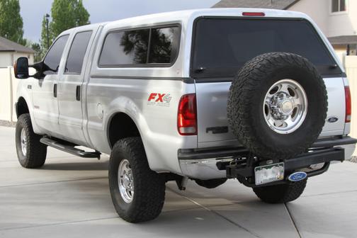 Photo 2 of 20 of 2003 Ford F-250 XLT Crew Cab Super Duty